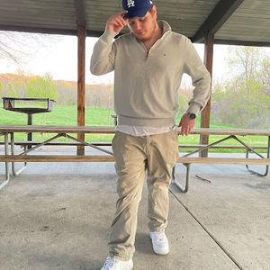 Meet your Posher, Cameron